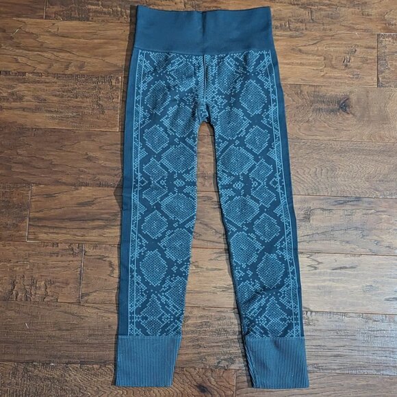 Lululemon Ebb to Street Pant Heathered Dark Slate Gray 6 - Picture 4 of 7